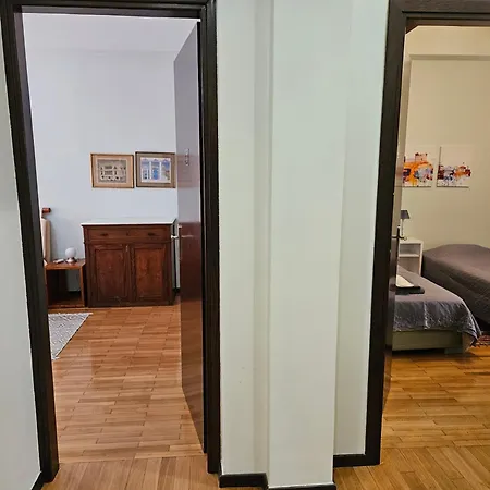 3 Bedder In Ilisia, Megaro Mousikis