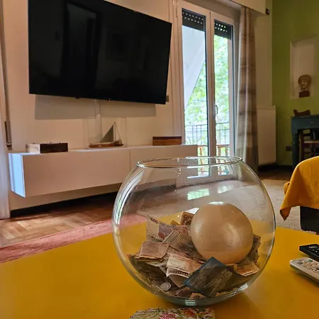 3 Bedder In Ilisia, Megaro Mousikis Athens